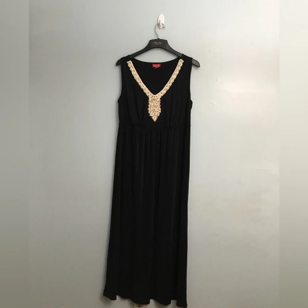 ELLE DRESS - Picture 1 of 14